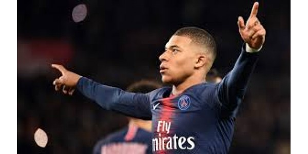 Mbappé wird auch in der nächsten Saison im Team bleiben